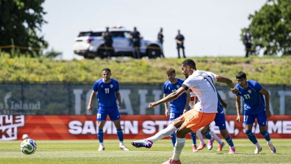 Oranje siegt knapp gegen Usbekistan - WM-Aus für Timber