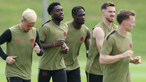 Davies verpasst Kanadas WM-Auftakt