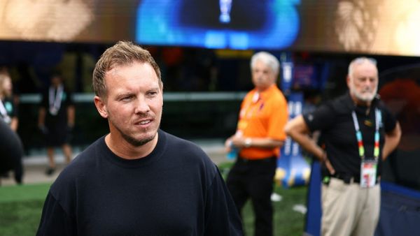 Nach Nasen-Spruch: Nagelsmann trickst Fotografen aus