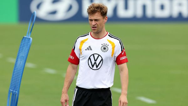 Mit Schlager und Lunchpaketen: DFB-Team sponsert Fanbusse