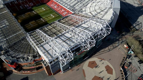 ManUnited: "Meilenstein" für neue 100.000-Zuschauer-Arena