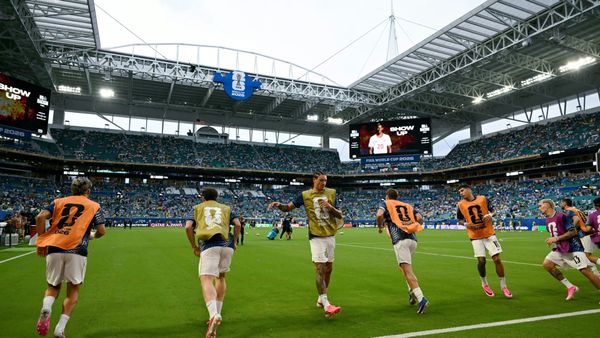 Vor WM-Spiel: Buschfeuer am Stadtrand von Miami