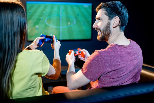 Die übersehene Hälfte: Frauen spielen mehr als Männer