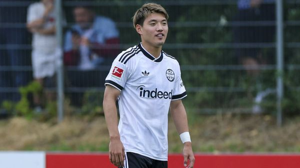 Inzwichen wieder mit helleren Haaren: Ritsu Doan