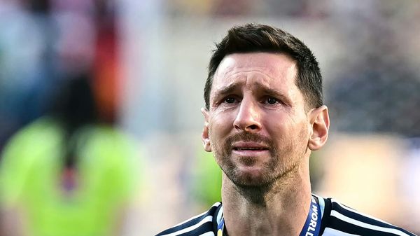 "Der Schmerz ist riesig": Messi lässt Zukunft offen