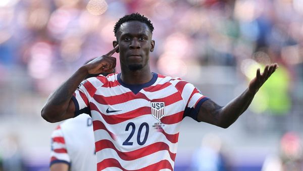 USA siegen in Unterzahl: Die "Soccer Party" geht weiter
