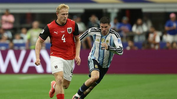 Schlager unterschreibt für zwei Jahre bei Nottingham Forest