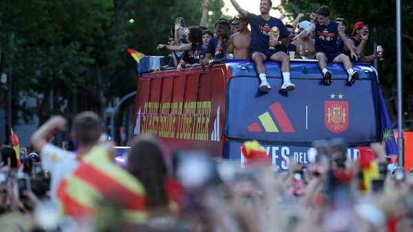 Zwei Millionen Fans: Spaniens Weltmeister feiern riesige Party
