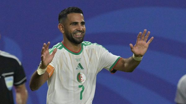 Algerien: Mahrez erklärt nach WM-Aus seinen Rücktritt