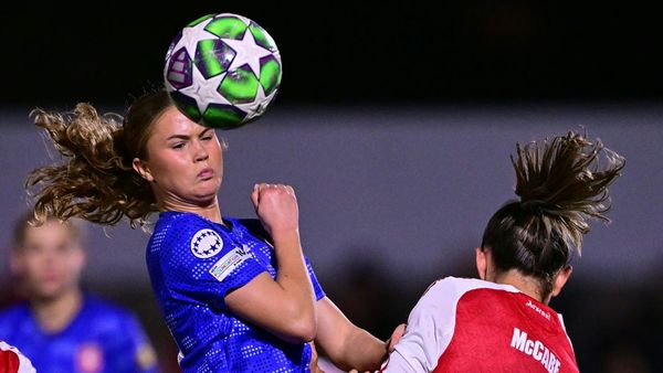 Bayern-Frauen verpflichten Proost