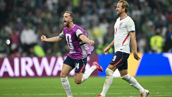 Sturz beim Feiern: Henderson am Arm operiert