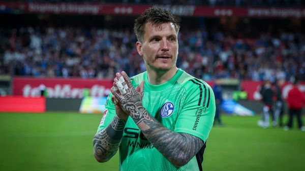 Schalke verpflichtet Müller nach Leihe fest