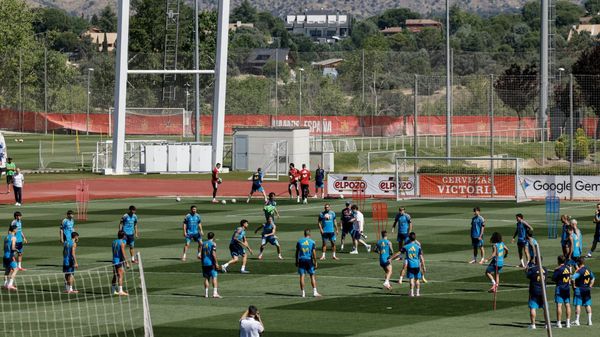 Waldbrände: Weltmeister-Quartier dient als Notunterkunft