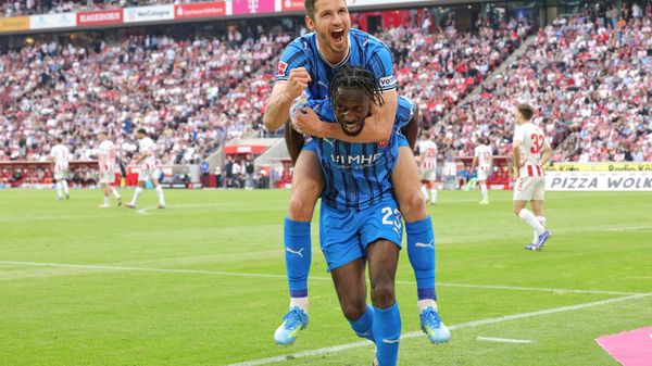 Marvin Pieringer (oben) spielt künftig für Paderborn
