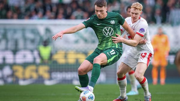 Dzenan Pejcinovic (am Ball) wechselt nach Stuttgart