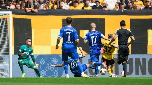 Trifft zur Führung: Dresdens Jonas Sterner