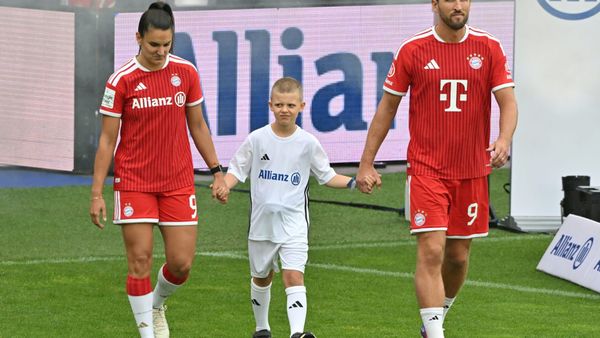 Jovana Damnjanović und Harry Kane beim Team Day