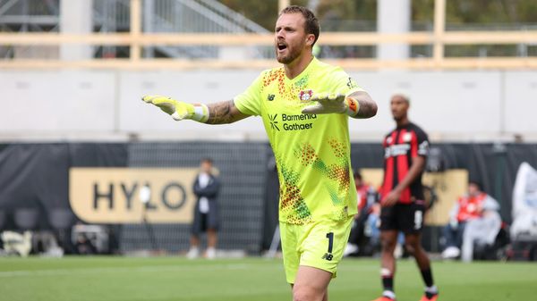 Leverkusens Keeper Mark Flekken