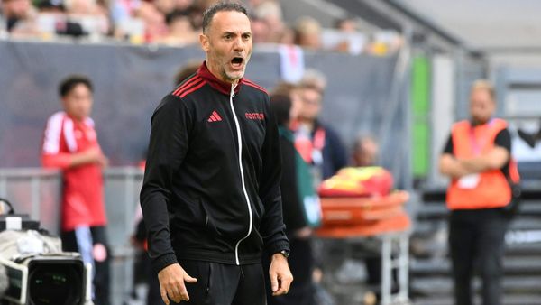 Fortuna-Trainer Alexander Ende beim 1:5 im DFB-Pokal