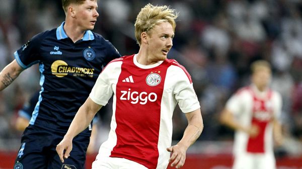 Julian Brandt im Trikot von Ajax Amsterdam