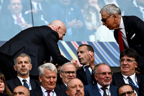 Boykott-Drohung zurückgezogen: Die UEFA tauscht ihr stärkstes Argument gegen ein Stück Papier