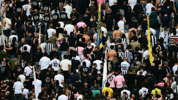 Juventus-Fans während der Schweigeminute