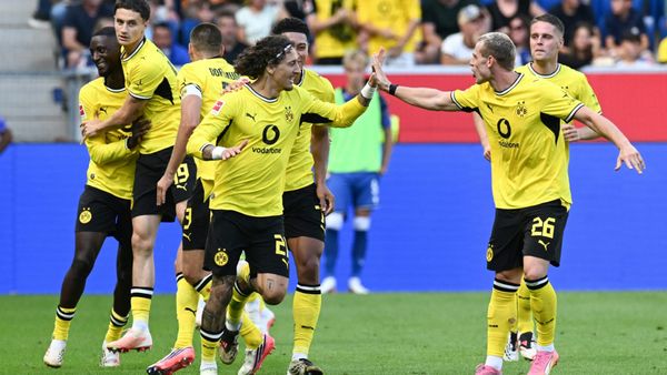 BVB feiert Tor von Fabio Silva