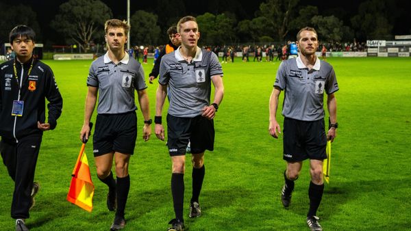Schiedsrichter im australischen Fußball-Pokal