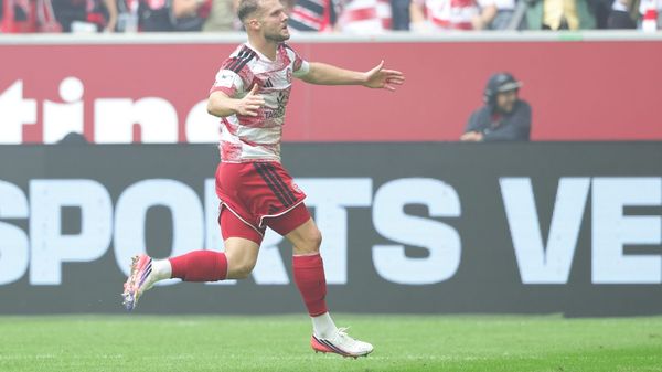 Eric Hottmann bejubelt seinen 2:1-Siegtreffer