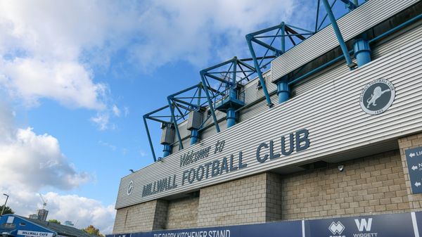 Schauplatz des 100. Derbys: Milwalls Stadion "The Den"