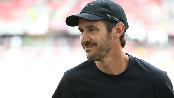 Freiburgs Trainer Julian Schuster