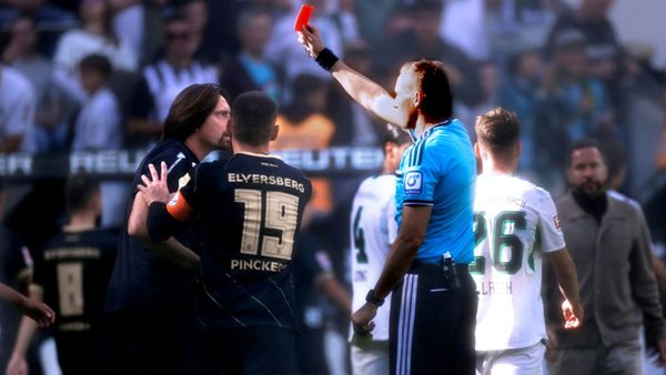 Vincent Wagner (l.) sieht Rot von Referee Petersen