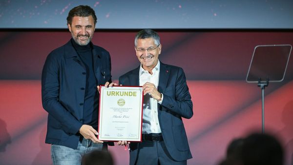Marko Pesic (li.) mit Bayern-Präsident Herbert Hainer