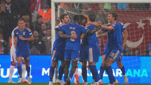 Die italienische Mannschaft jubelt in Bursa