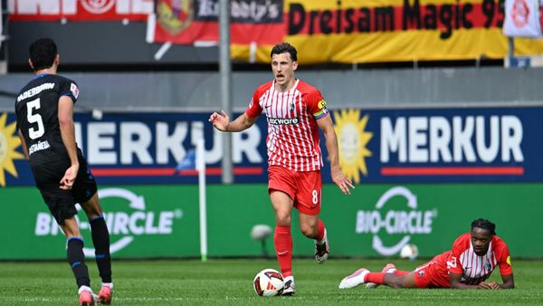 Maximilian Eggestein für Freiburg am Ball