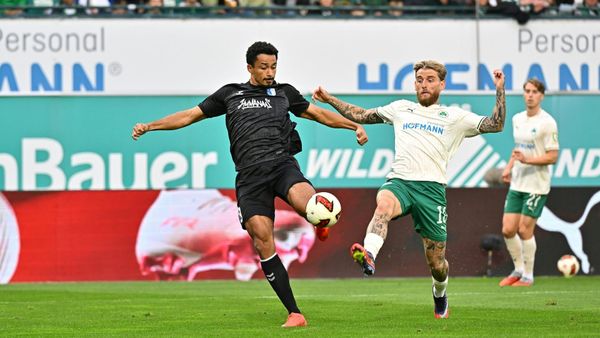 Emmanuel Iyoha (l.) traf zur Führung für Magdeburg
