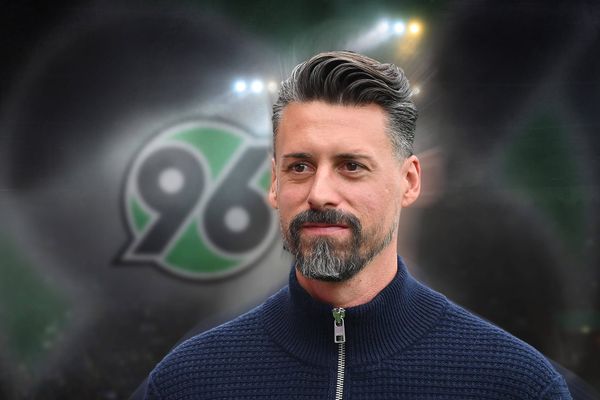 ACHTUNG FOTOMONTAGE: Sandro WAGNER wird Trainer beim Zweitligisten Hannover 96. ARCHIVFOTO. Einzelbild,angeschnittenes Einzelmotiv,Portraet,Portrait,Porträt *** ATTENTION: PHOTO MONTAGE Sand