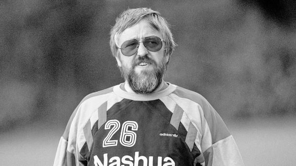 Hans-Dieter Schmidt 1990 in seiner Zeit bei Hannover