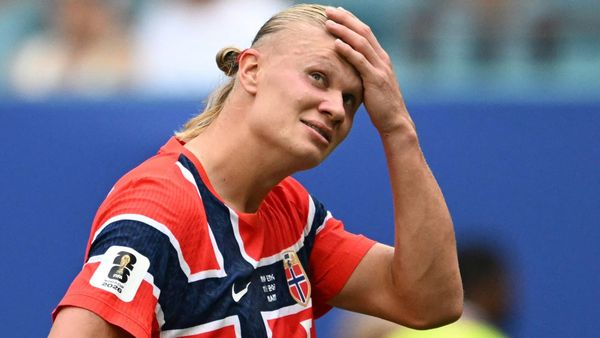 Erling Haaland mit alter Haarpracht bei der WM