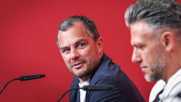 Schäfer und RB-Trainer Demichelis