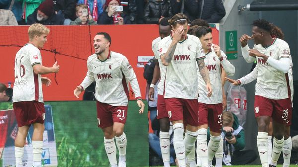 Augsburg jubelt über den Blitztreffer