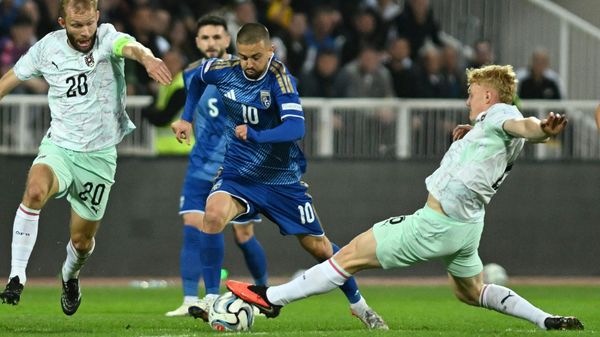 Umkämpftes Spiel in Pristina