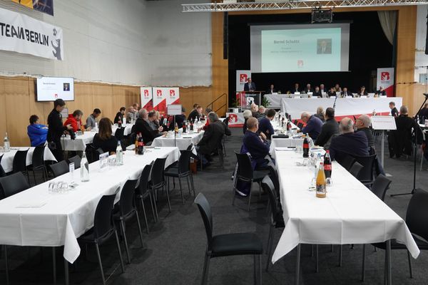 Die Fußball-Verbände sollten mehr Demokratie wagen