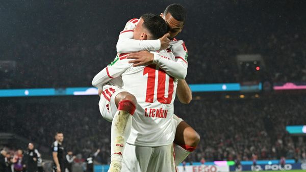 El Mala und Maina bejubeln das 2:0