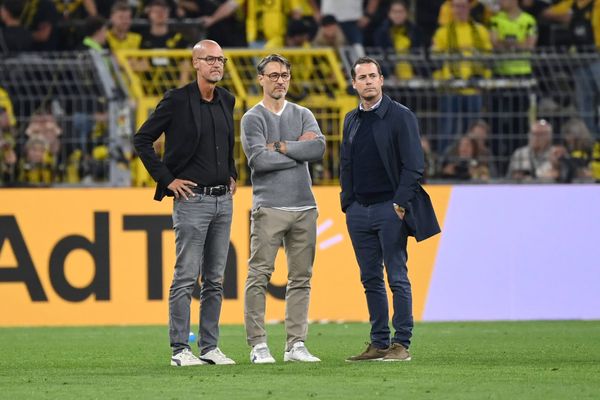 Carsten Cramer (Geschäftsführer Borussia Dortmund), Trainer Niko Kovac (Borussia Dortmund), Lars Ricken (Geschäftsführer Borussia Dortmund), v.li., nach dem Spiel 22.08.2026, Fussball, Saiso