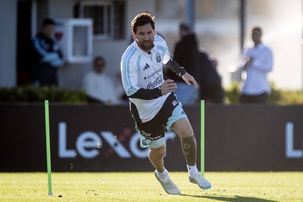 (261006) -- BUENOS AIRES, Oct. 6, 2026 -- Argentine soccer player Lionel Messi attends a training session at the Argentine Football Association (AFA) training complex in Ezeiza, Buenos Aires