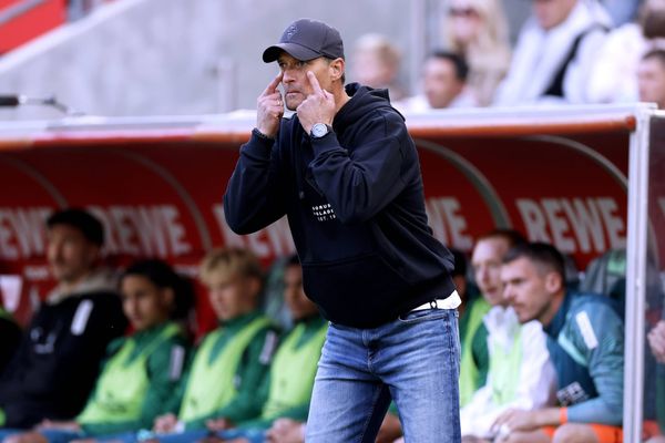 BLESSIN Alexander Trainer Team Borussia Moenchengladbach jubelt nach 1 : 1 Ausgleichstor DFL Fussball Bundesliga Saison 2026 - 2027 Spiel 1.FC Koeln - Borussia Moenchengladbach 2 : 1 am 11. 