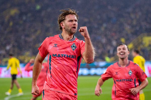 Niclas Fuellkrug (SV Werder Bremen, 10) jubelt ueber das Tor zum 2:2 GER, Borussia Dortmund vs. SV Werder Bremen, Fussball, DFB-Pokal, 2. Runde, Spielzeit 2026 2027, 27.10.2026 DFL Regulatio