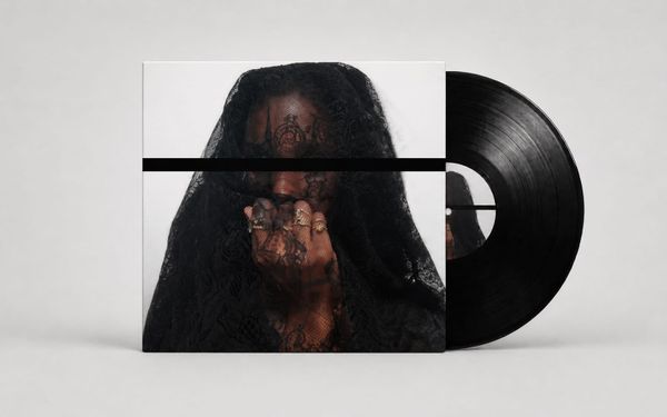 Victoria Mingot :: God Spill