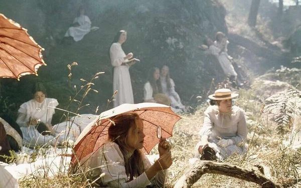 Peter Weir :: Picnic at Hanging Rock